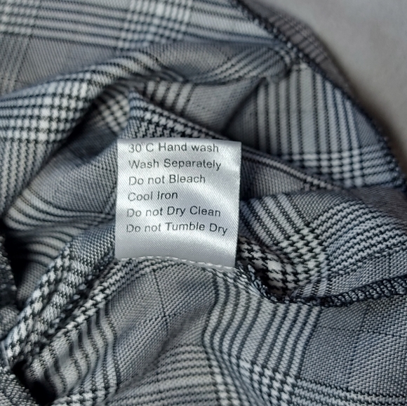 MACCS THE LABEL Black & White Plaid Sleeveless Mini Dress, Large - Picture 10 of 14